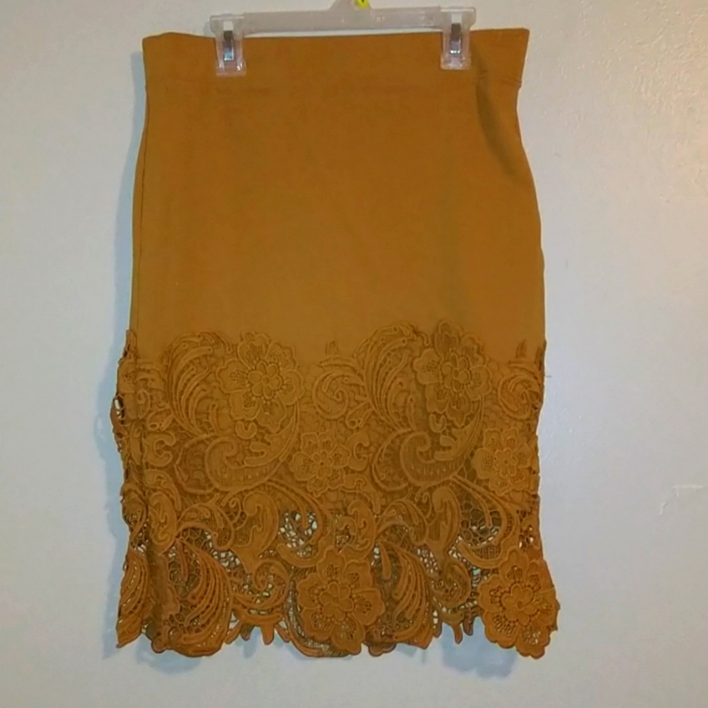Haute Monde mustard yellow pencil skirt